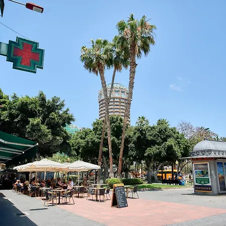 Apartment Urban Flat In Santa Catalina - 4 Min Walk To